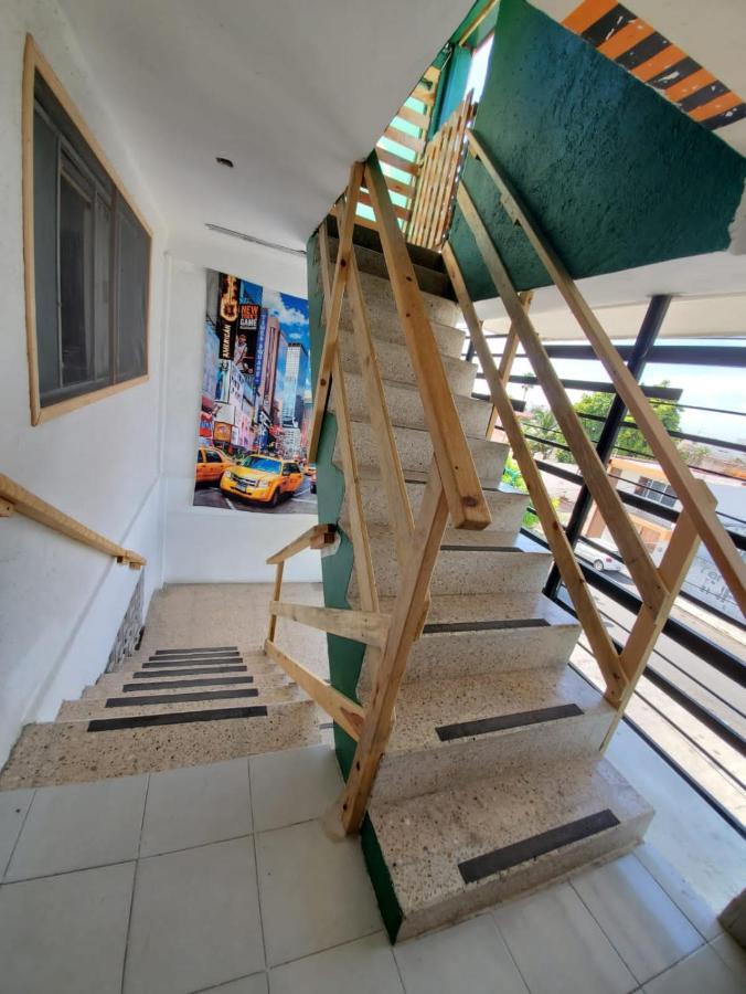 Downtown Hostel Chetumal Bagian luar foto