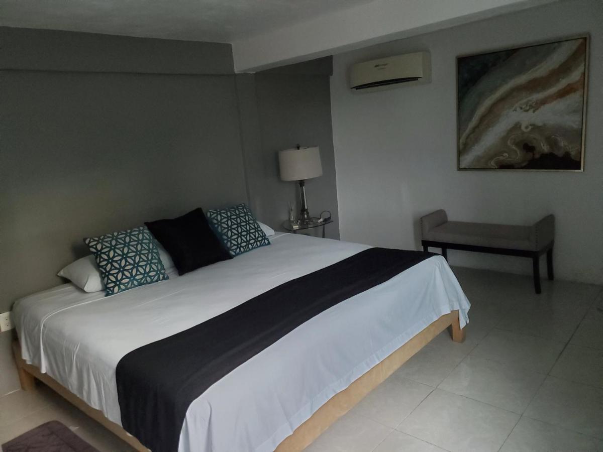 Downtown Hostel Chetumal Bagian luar foto